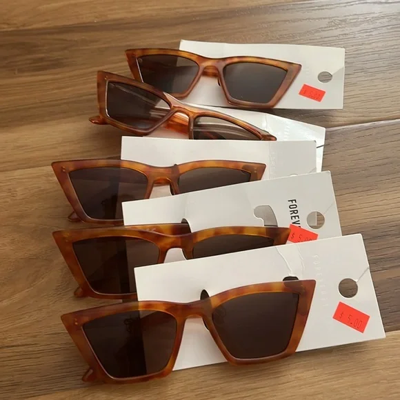 Lot of Forever 21 sunglasses